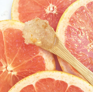 Grapefruit has a sharp, refreshing citric aroma that clears and focuses the mind.  Grapefruit is calming, energizing, and uplifting.  It has antiseptic qualities allowing it to help clean and clear congested and oily skin.  It reduces swelling, promotes anti-aging, and helps combat cellulite.
